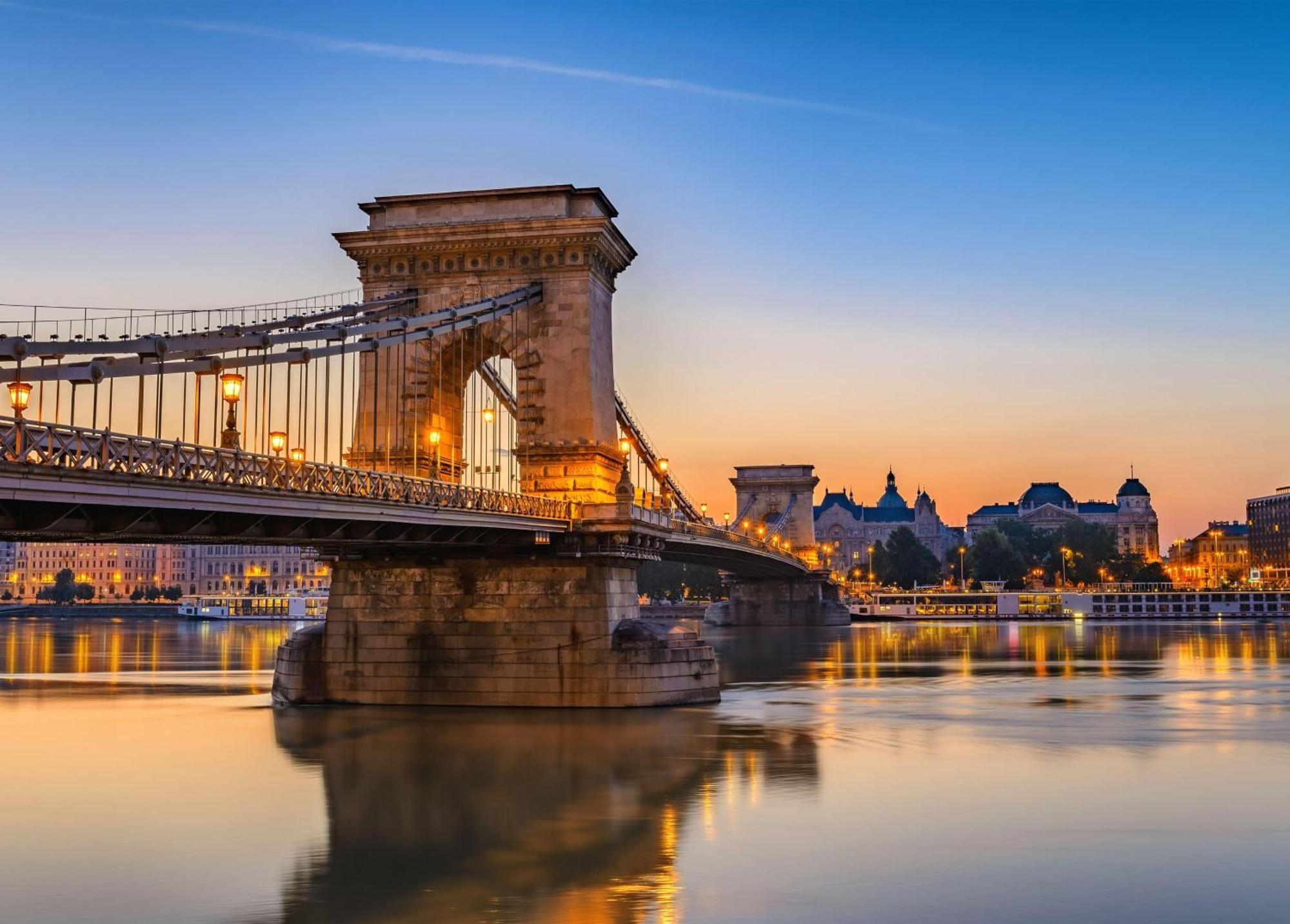 Verdi Budapest Aquincum Luaran gambar